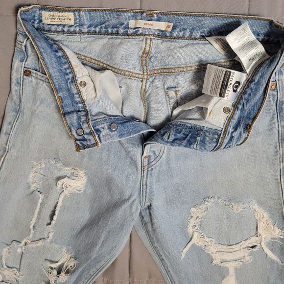 Levis Wedgie Sz 28 - Picture 5 of 5